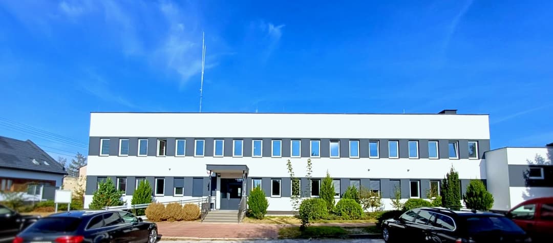 Nasze Realizacje:  Kompleksowa Termomodernizacja Budynku Urzędu Gminy w Rakowie